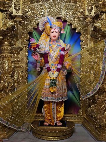 Surat Rustambag Temple Murti Darshan