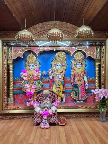 Sydney Temple Murti Darshan