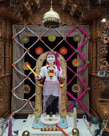 Woolwich Temple Murti Darshan