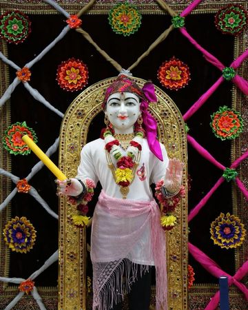 Woolwich Temple Murti Darshan