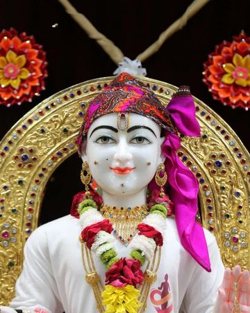 Woolwich Temple Murti Darshan